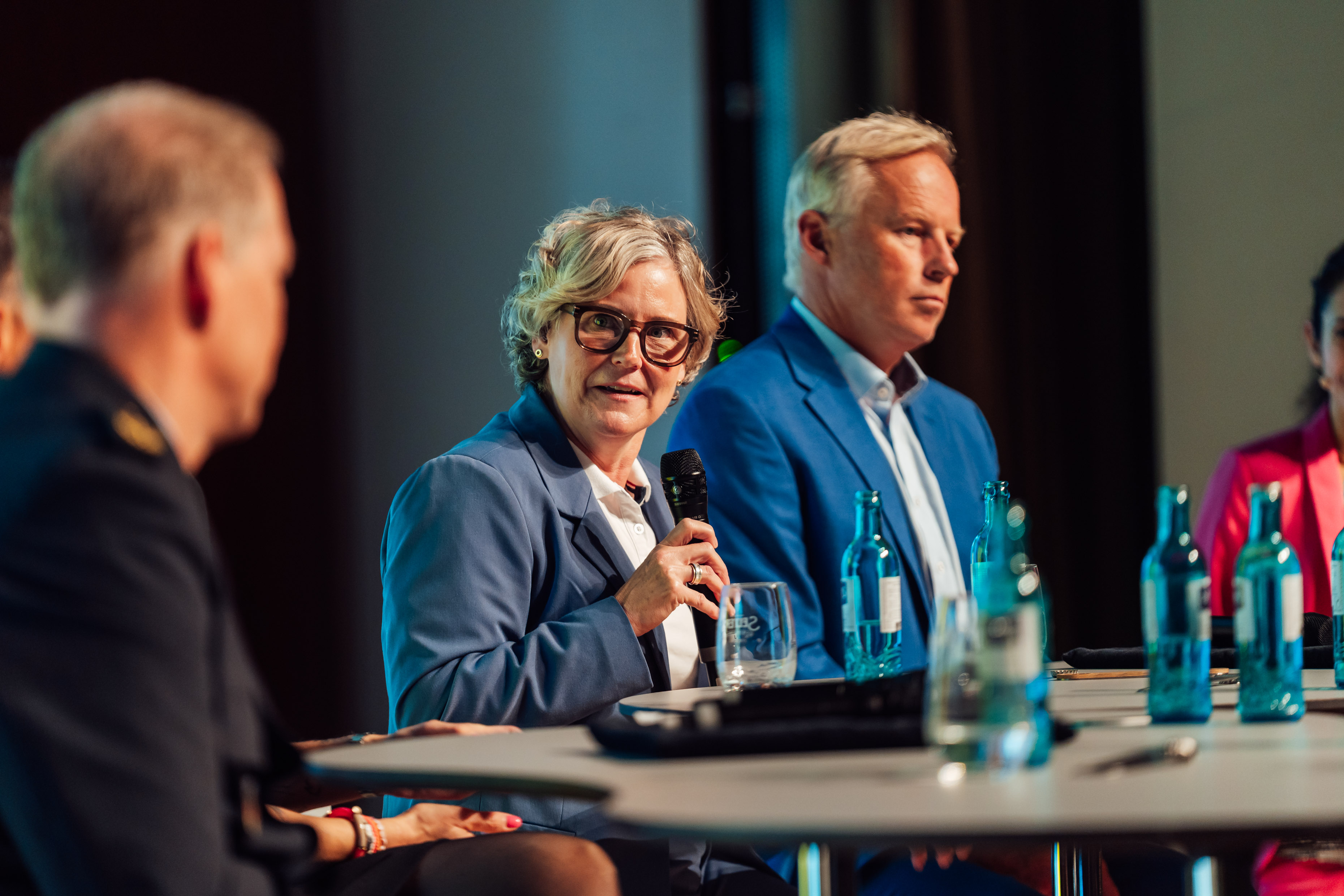 - öffnet Bild in größerer Ansicht