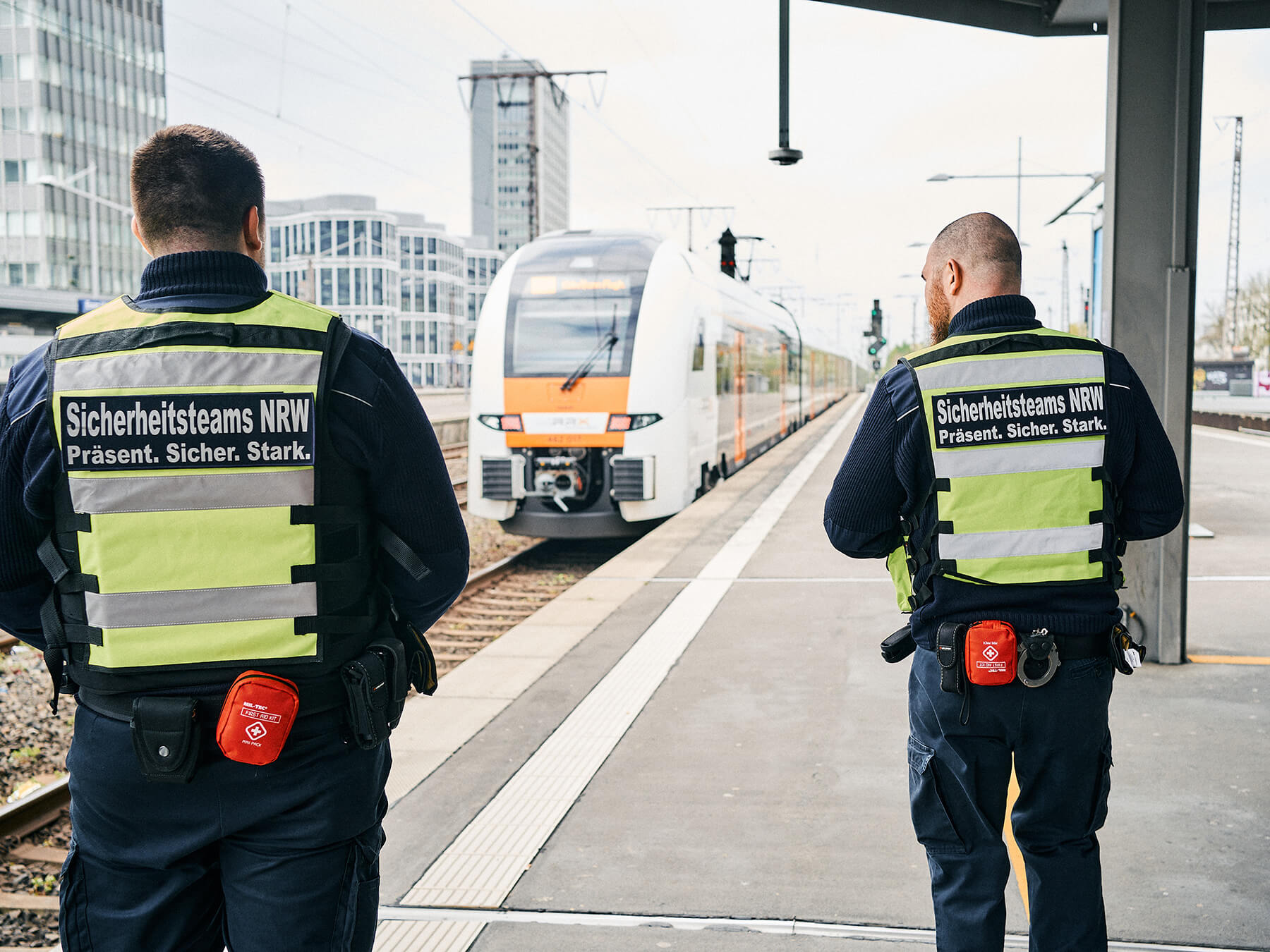  - öffnet Bild in größerer Ansicht